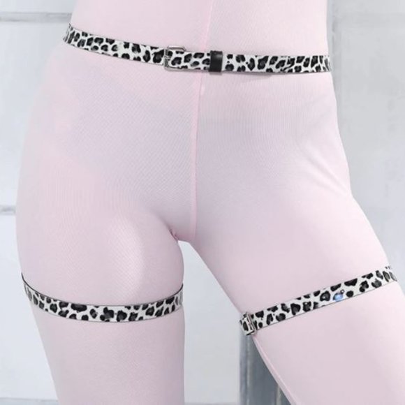 Sexy Leather Waist-Belt with Bow - Picture 3 of 3